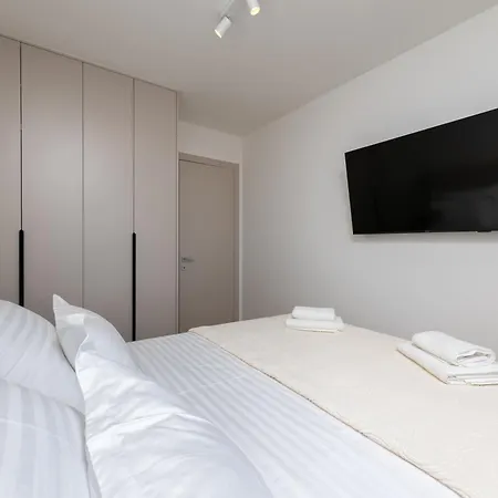 Apartamento Ariela Znjan *