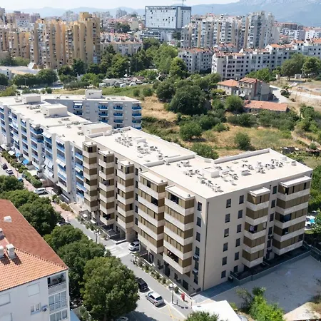 Ariela Znjan Apartamento