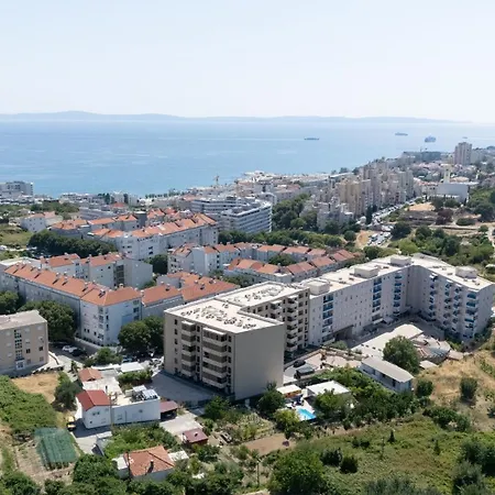 Ariela Znjan Appartamento Spalato